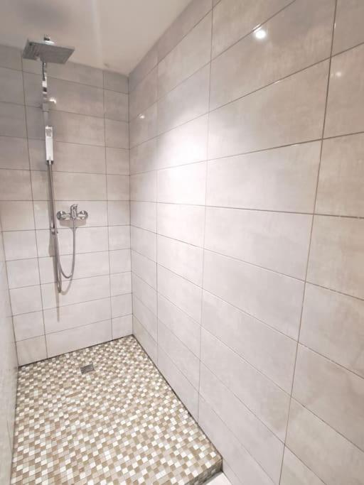 Loft Proche Des Plages Et Sites Du Debarquement Osmanville Exteriör bild